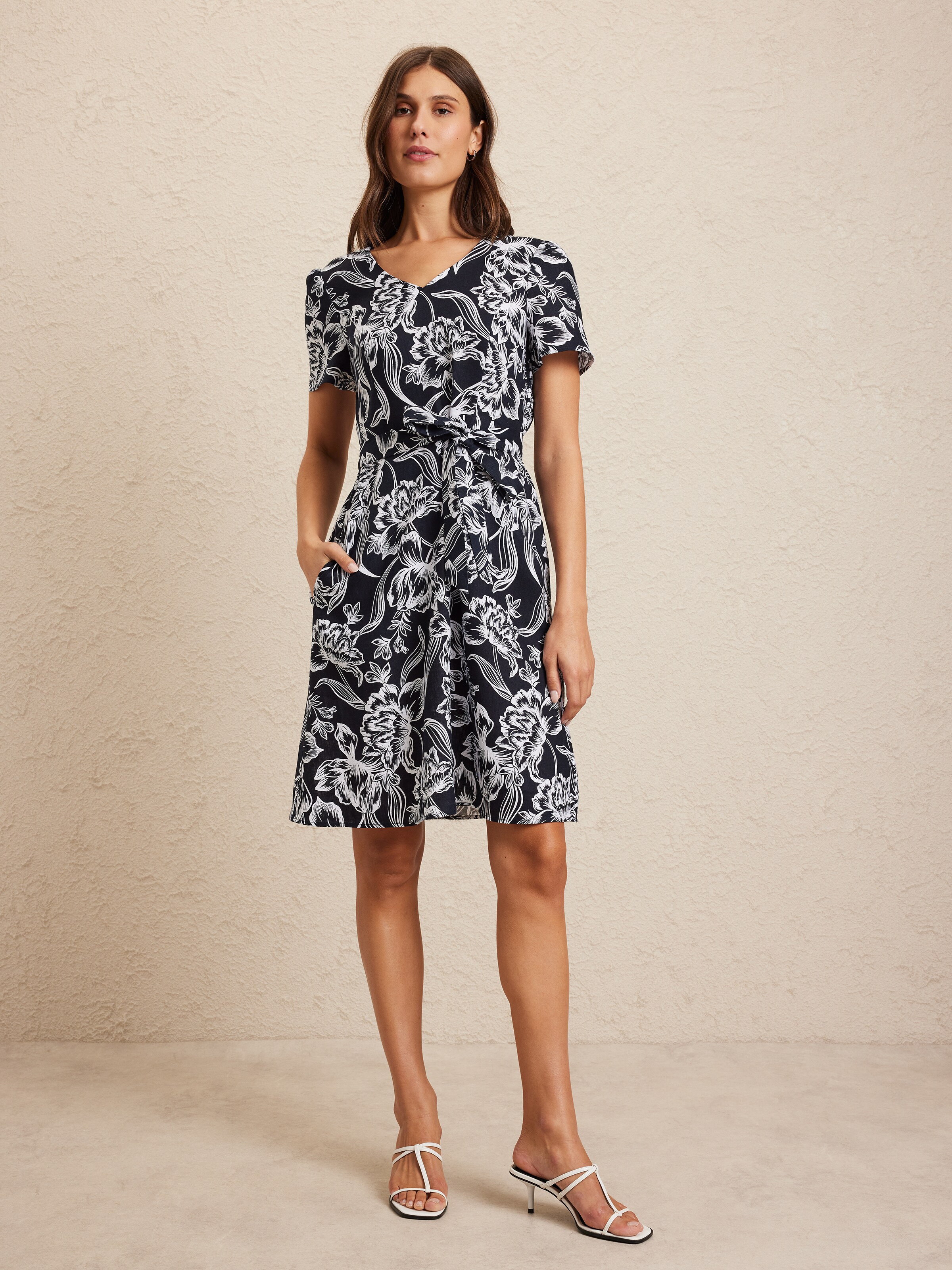 Betty Linen Dress