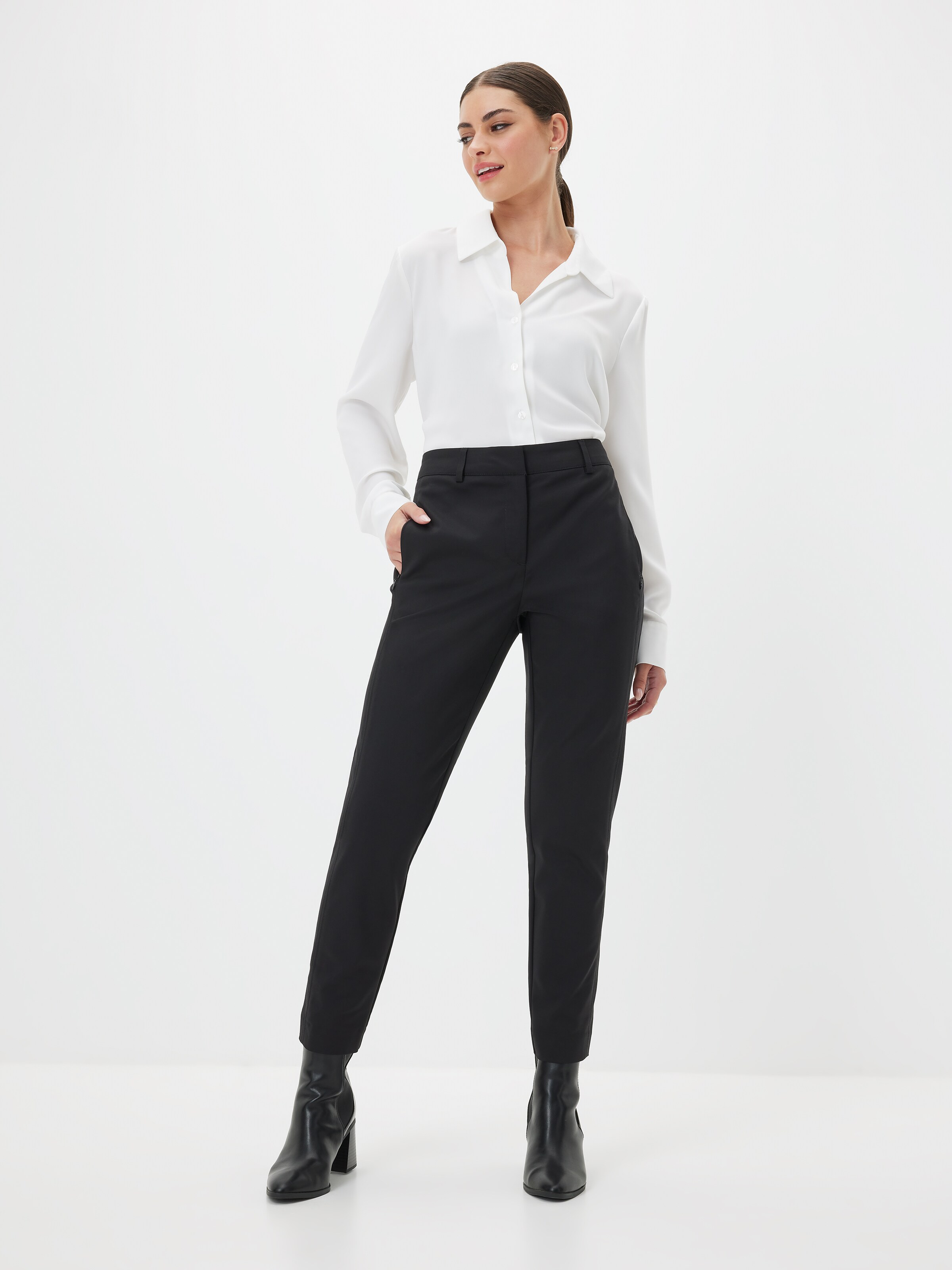 Yasmin Slim Petite Pant