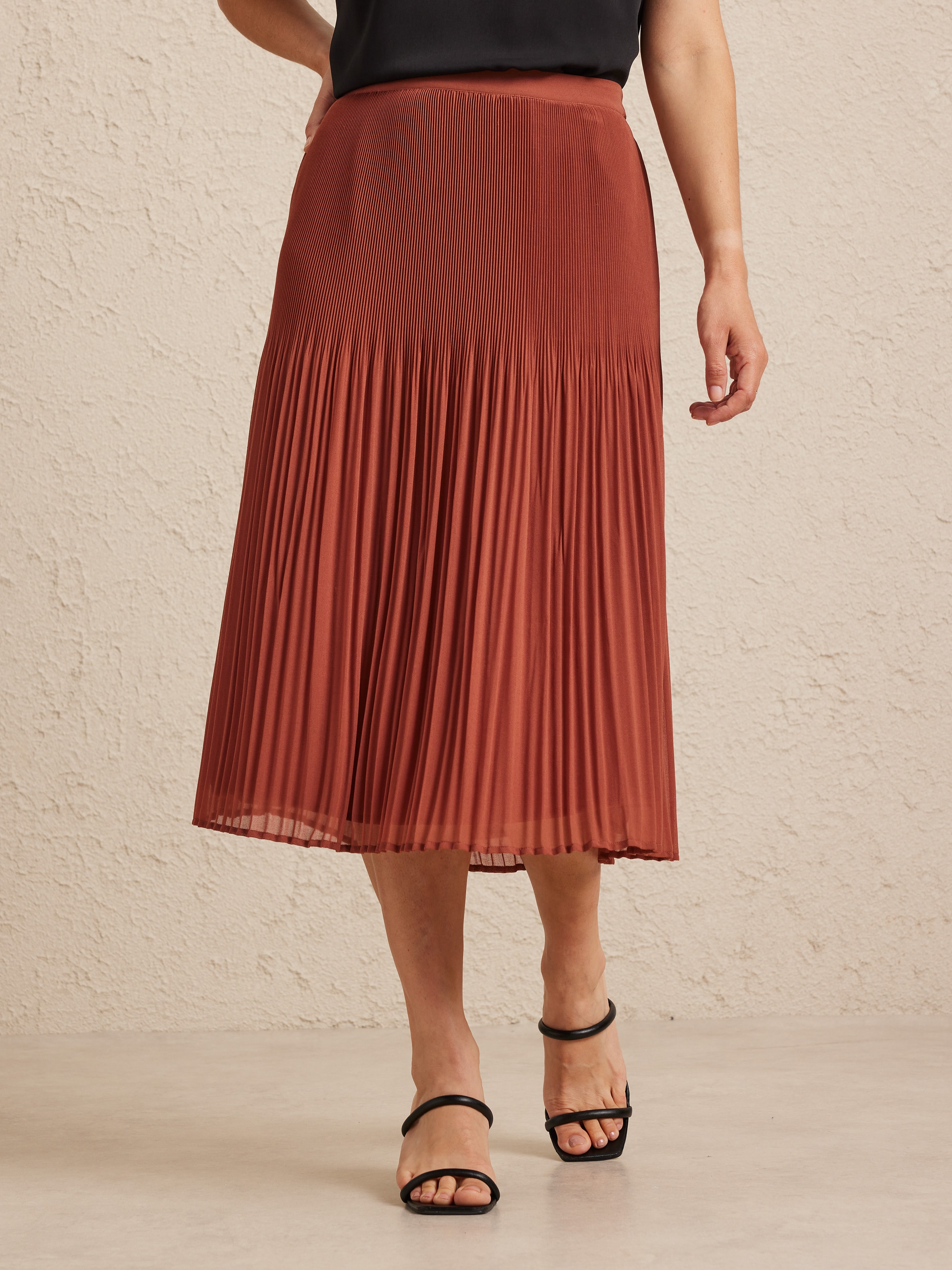 Chiffon Pleat Fall Away Skirt