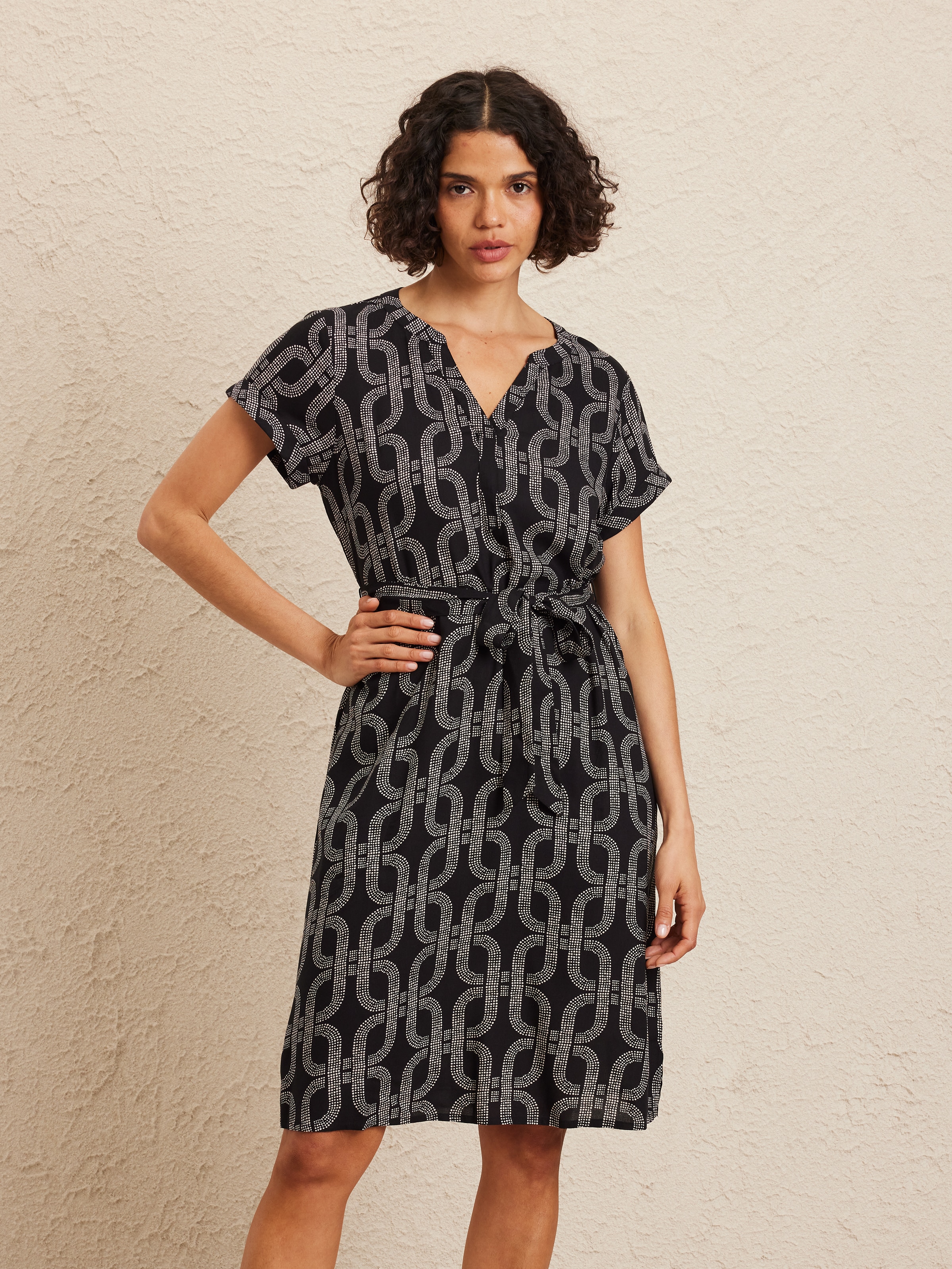 Hannah Popover Dress