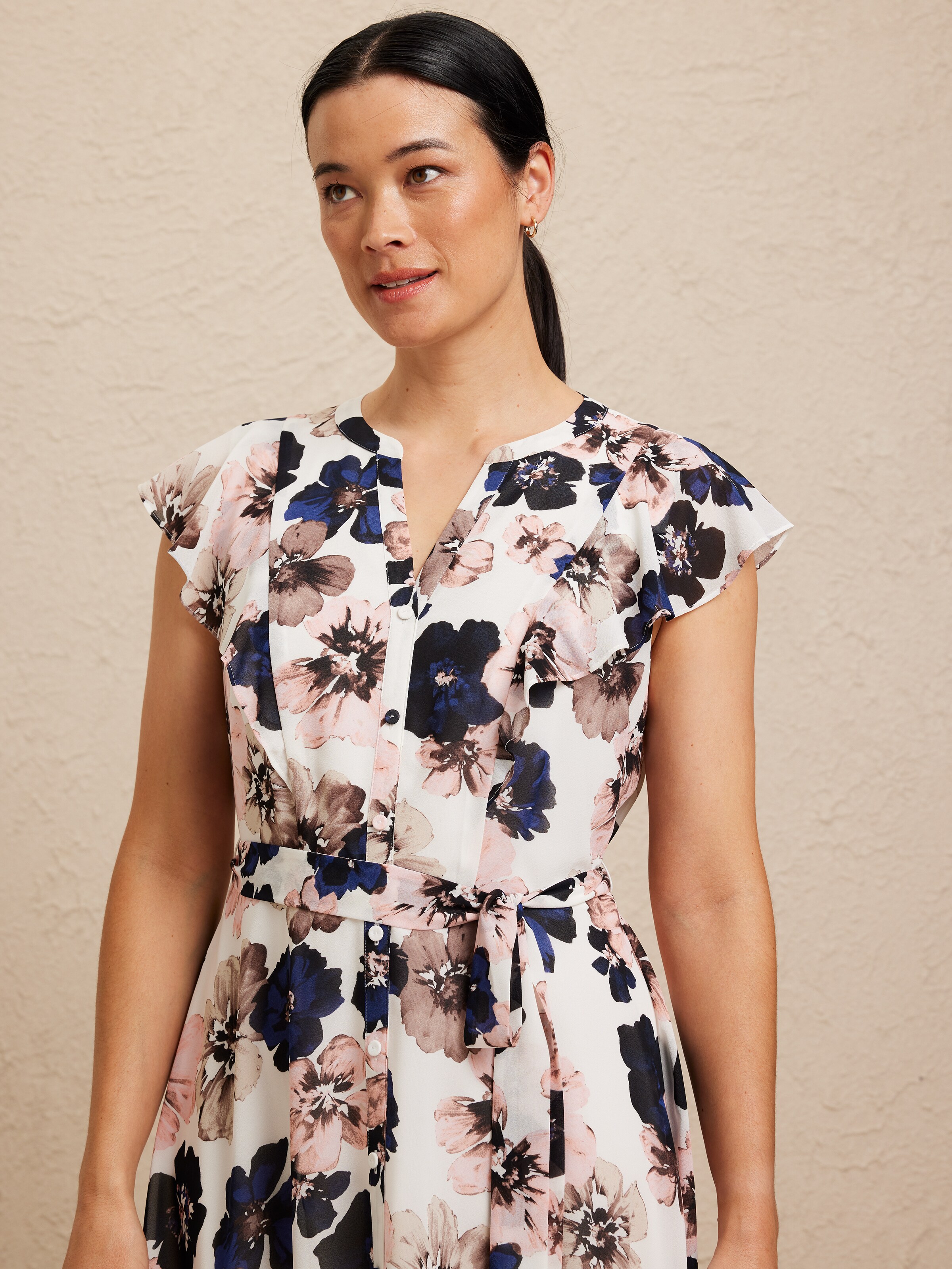 Ext Flt Natalie Notch Midi Dress