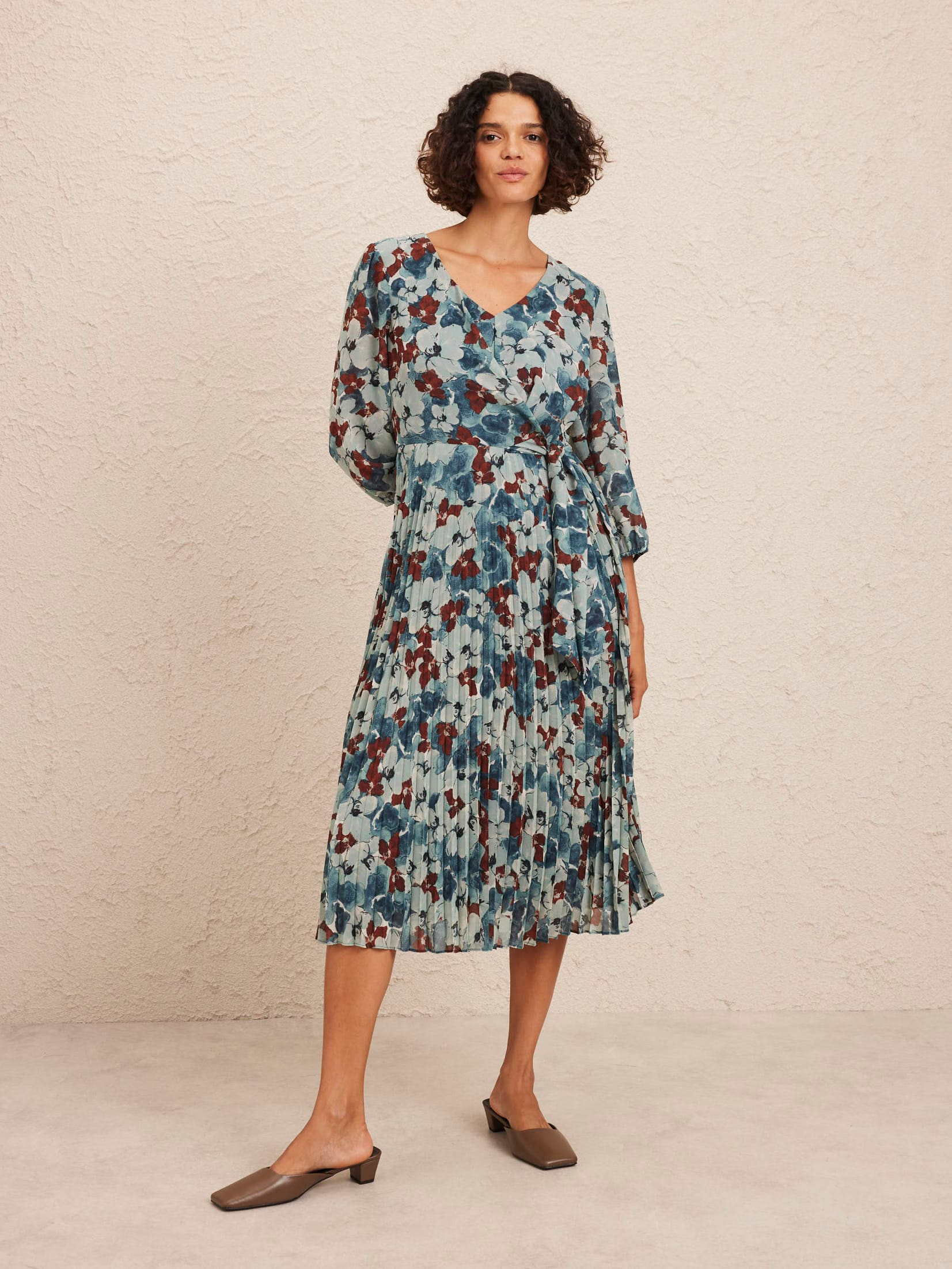 3/4 Sleeve Analise Tie Pleatd Dress