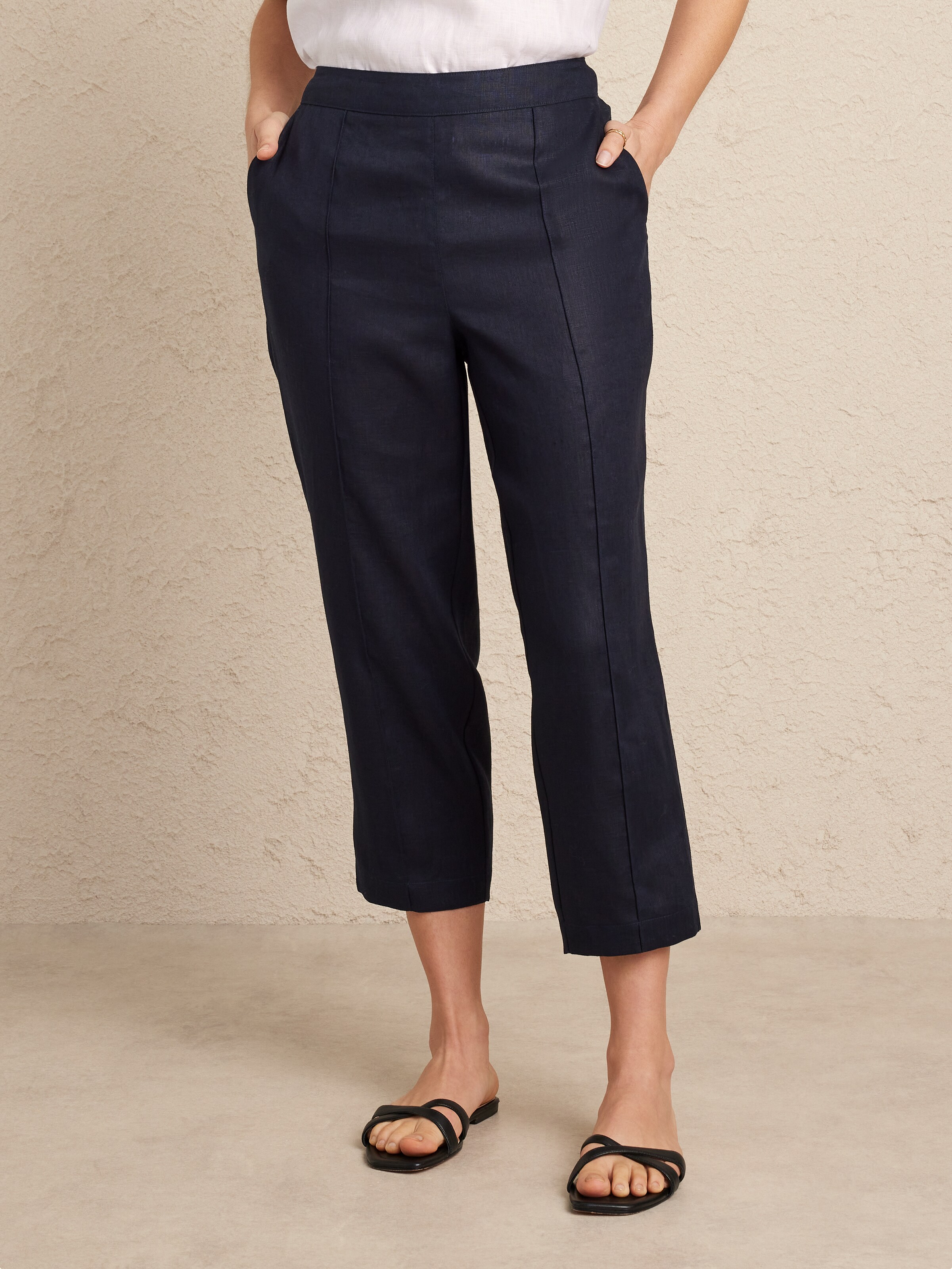 Linen Pull On Crop Pant