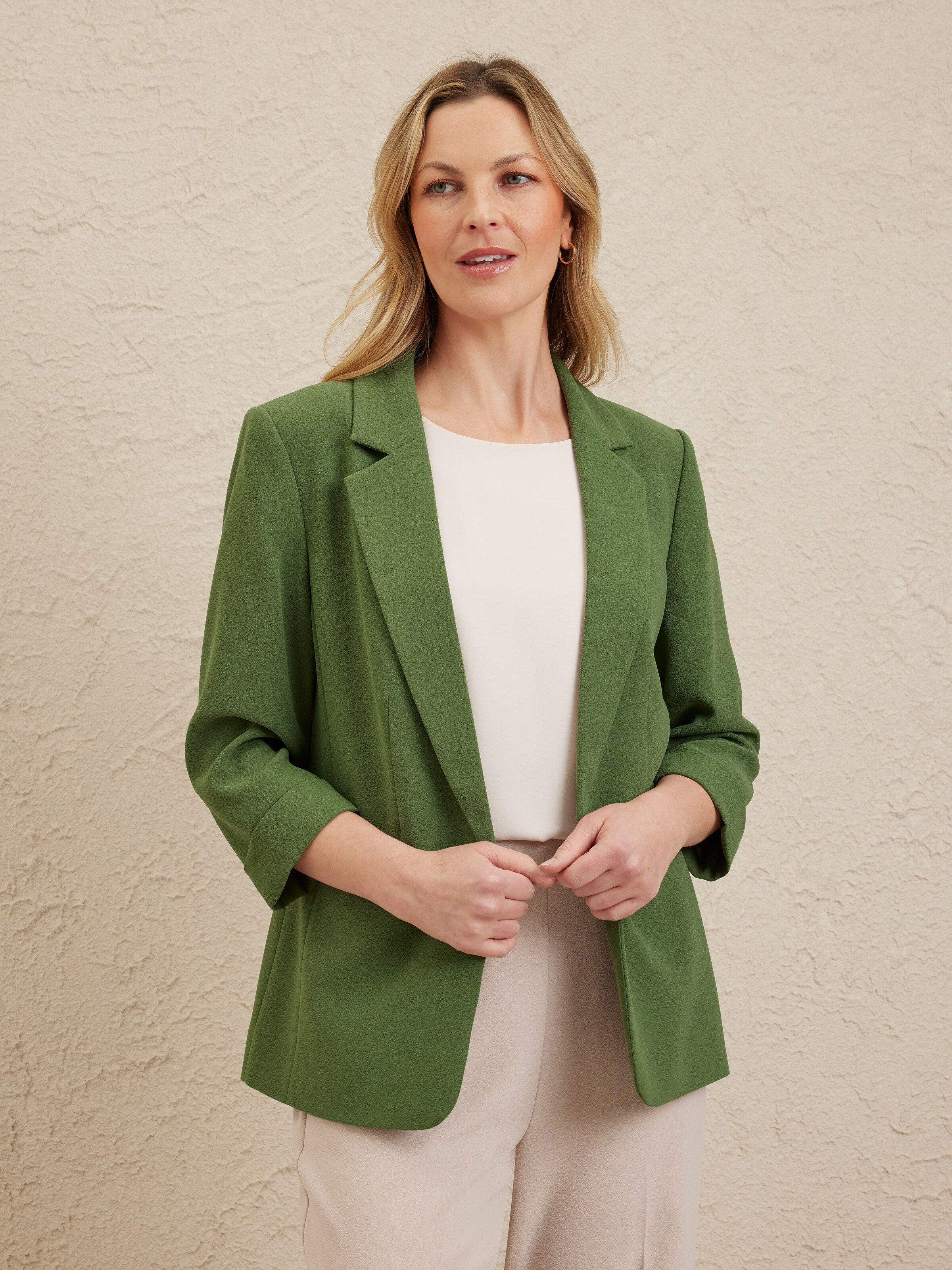 Relaxed Crepe Blazer