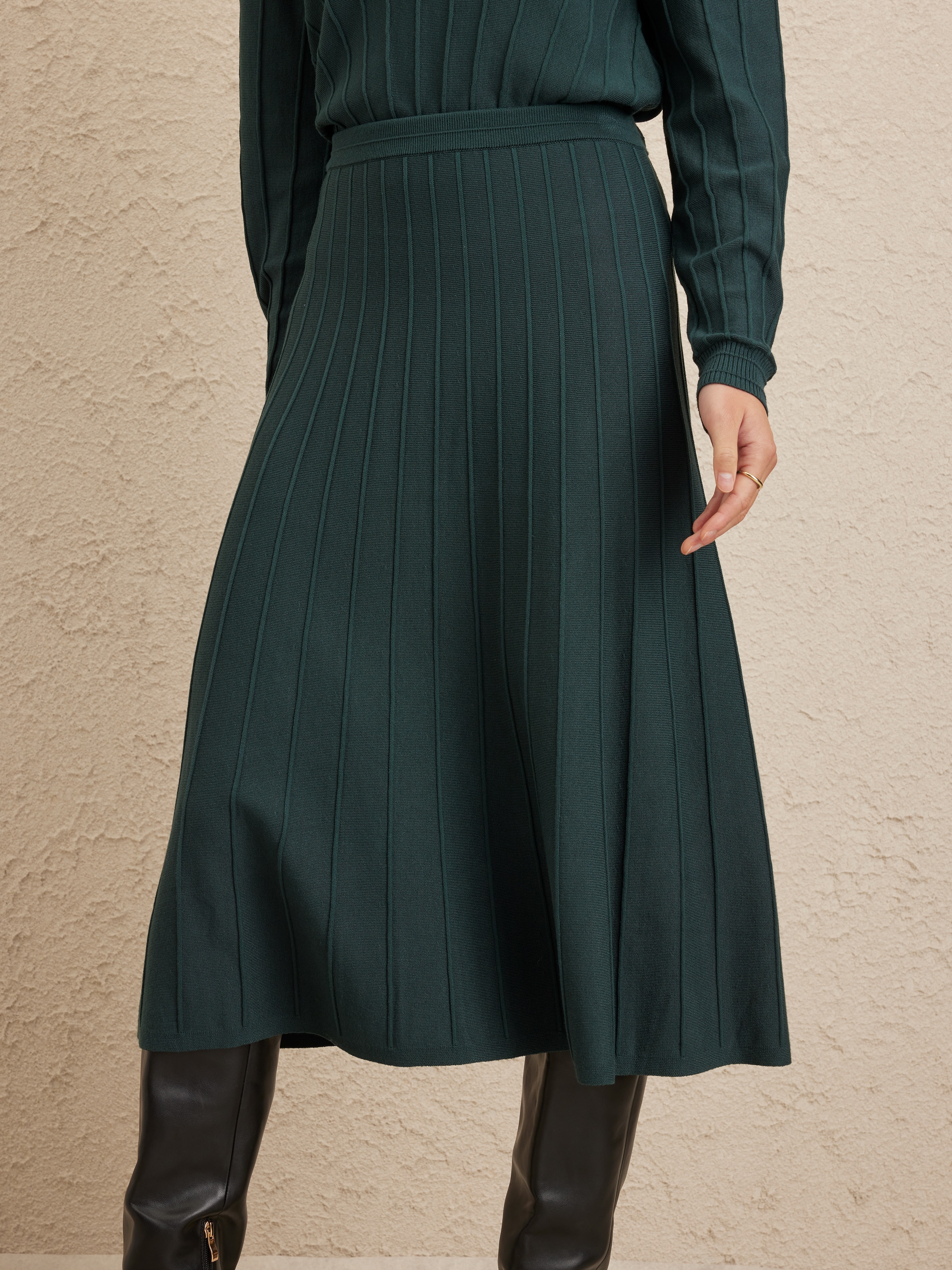 Knitted Self Stripe Midi Skirt