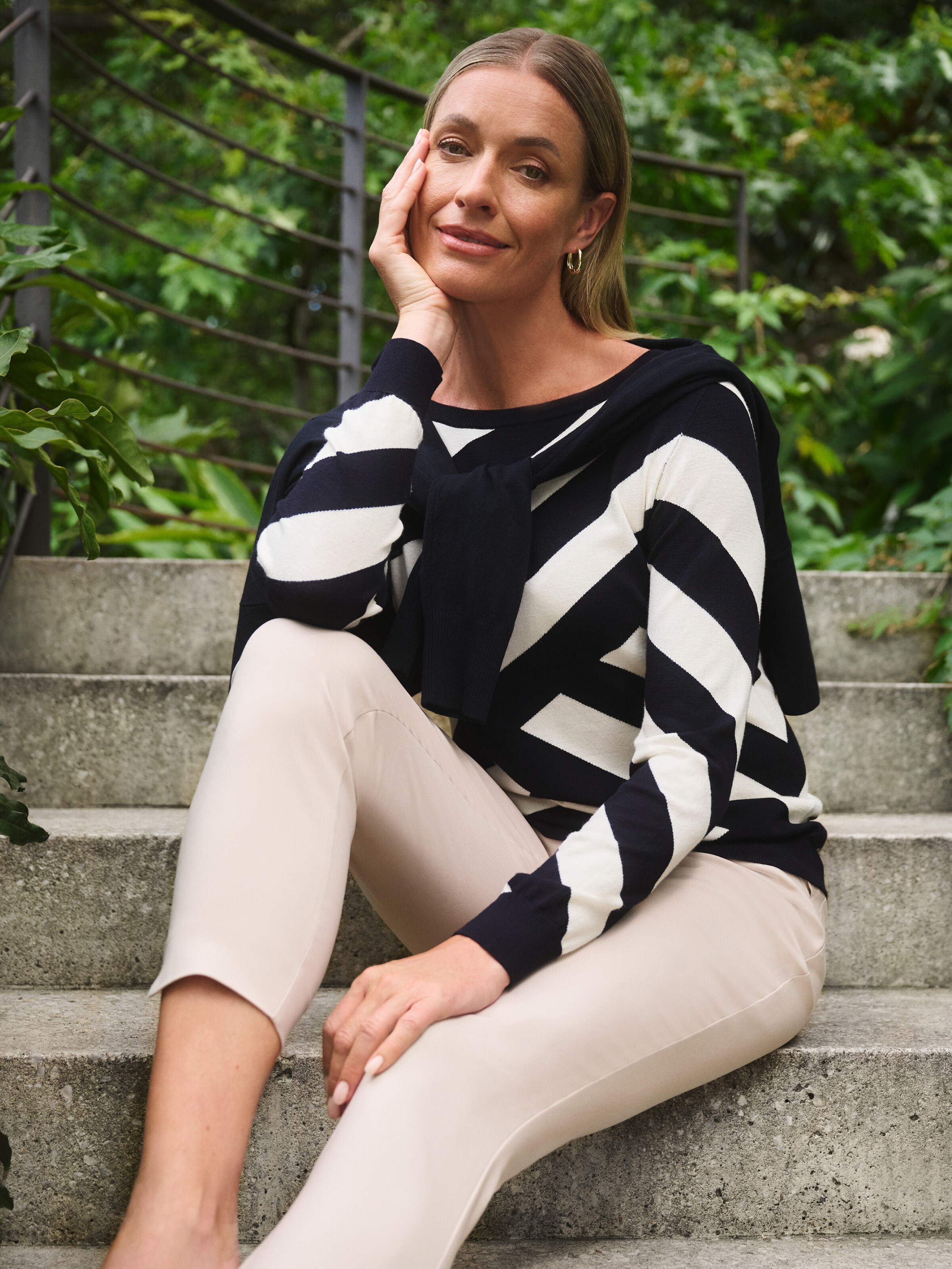 Long Sleeve Cindy Cut About Jumper