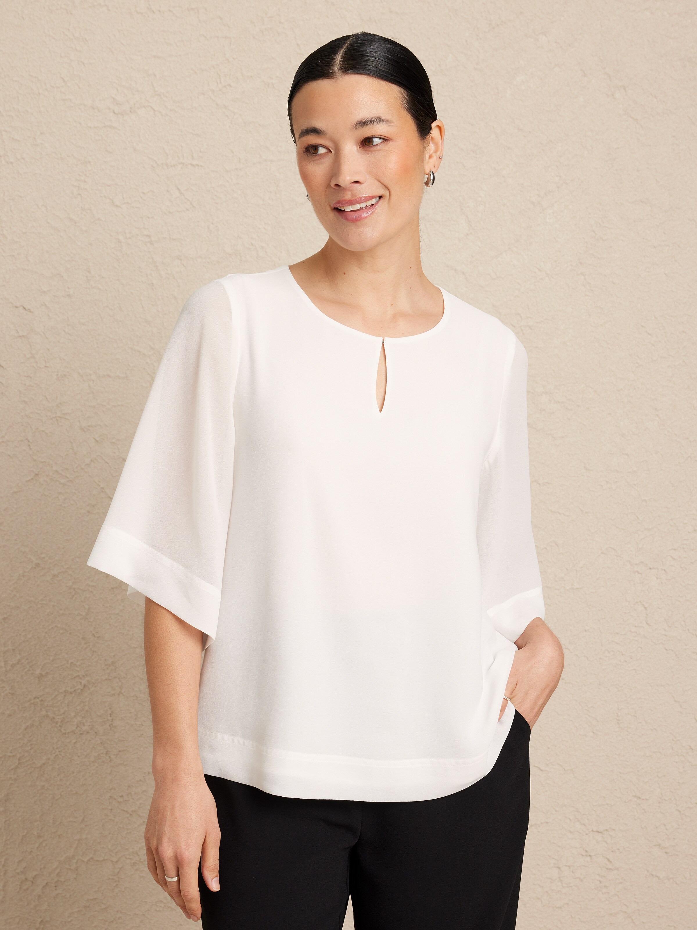 Sera Keyhole Top