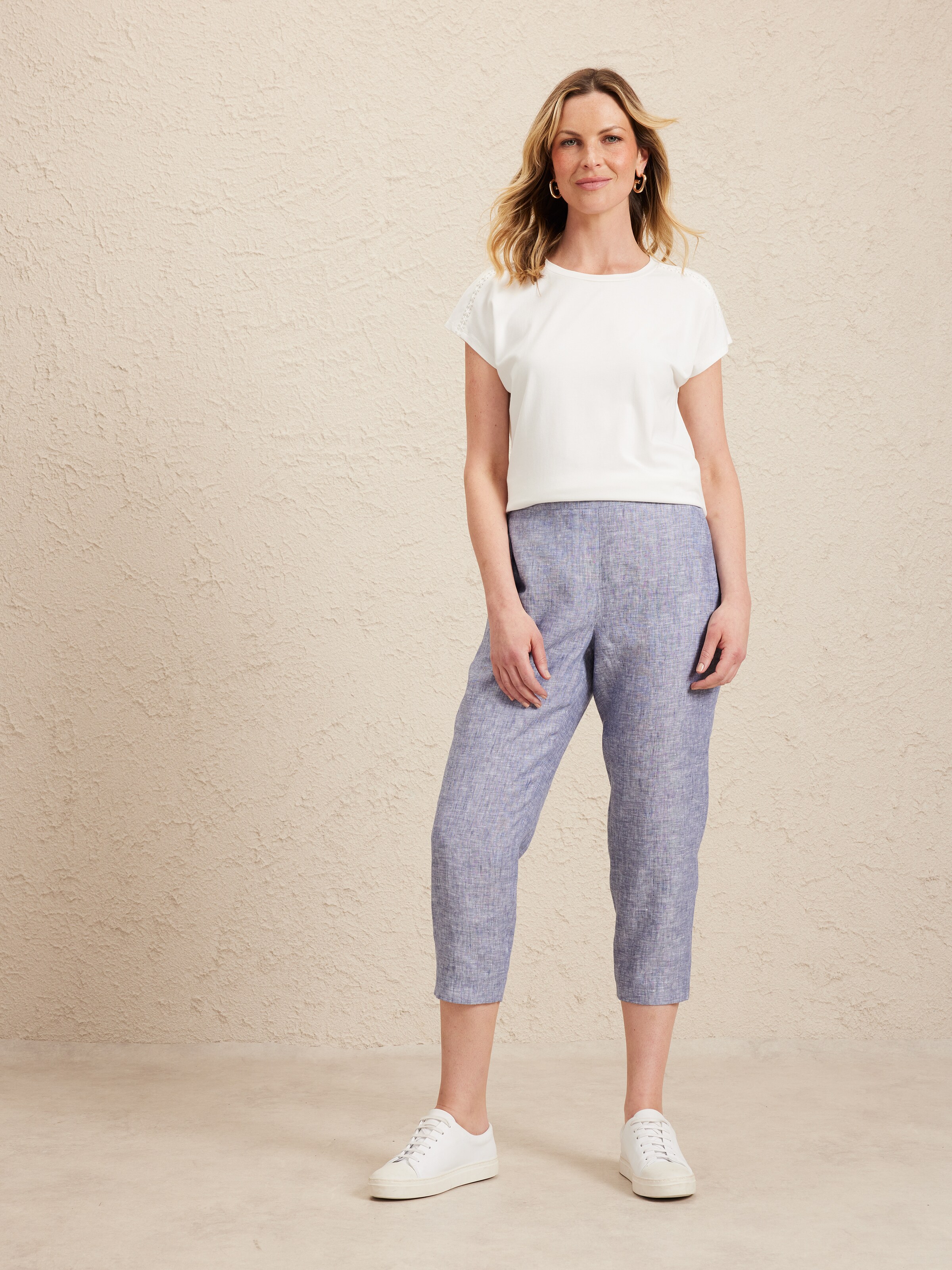 Lainey Ladder Tee