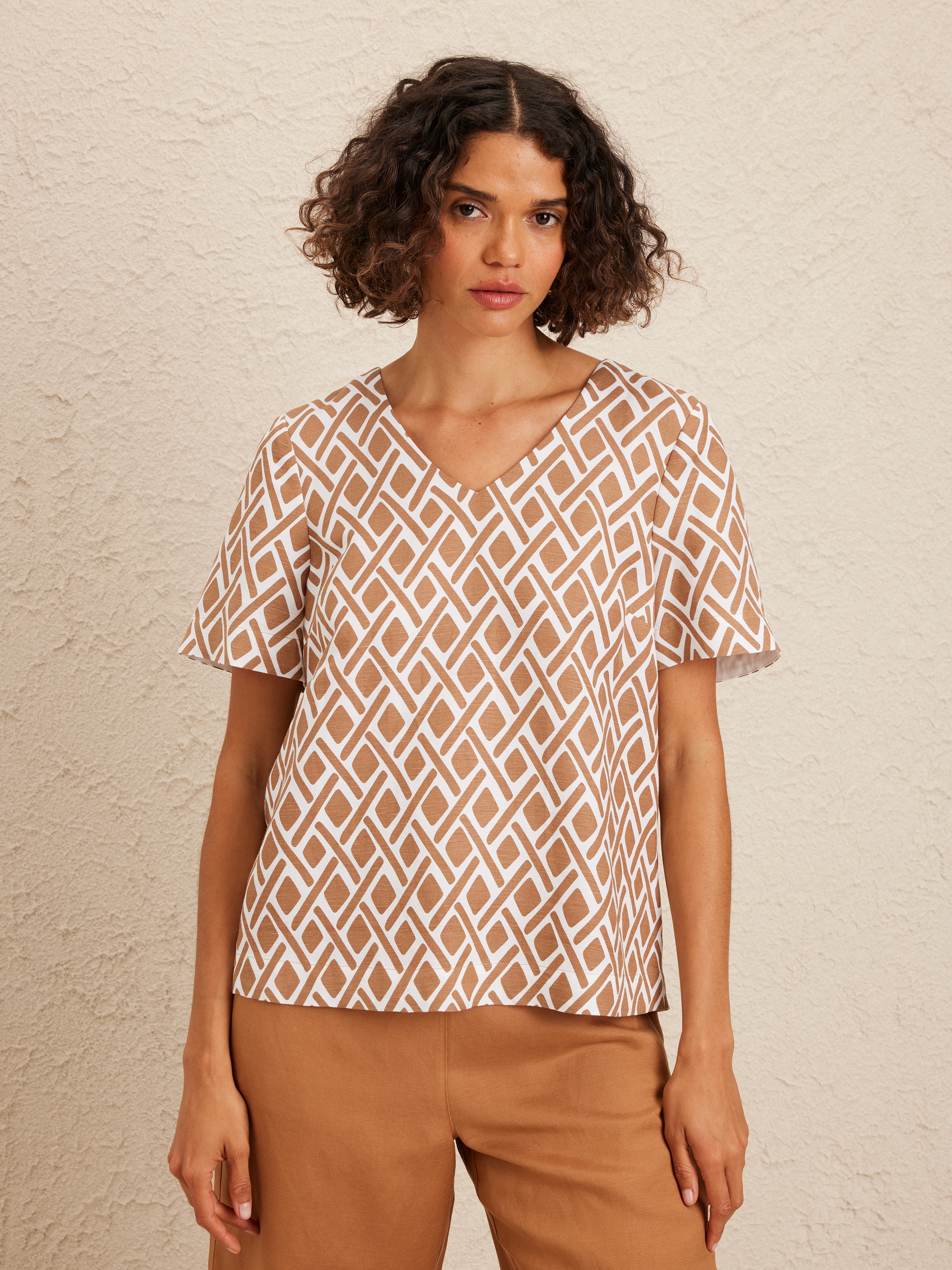 Lara Linen Blend Top