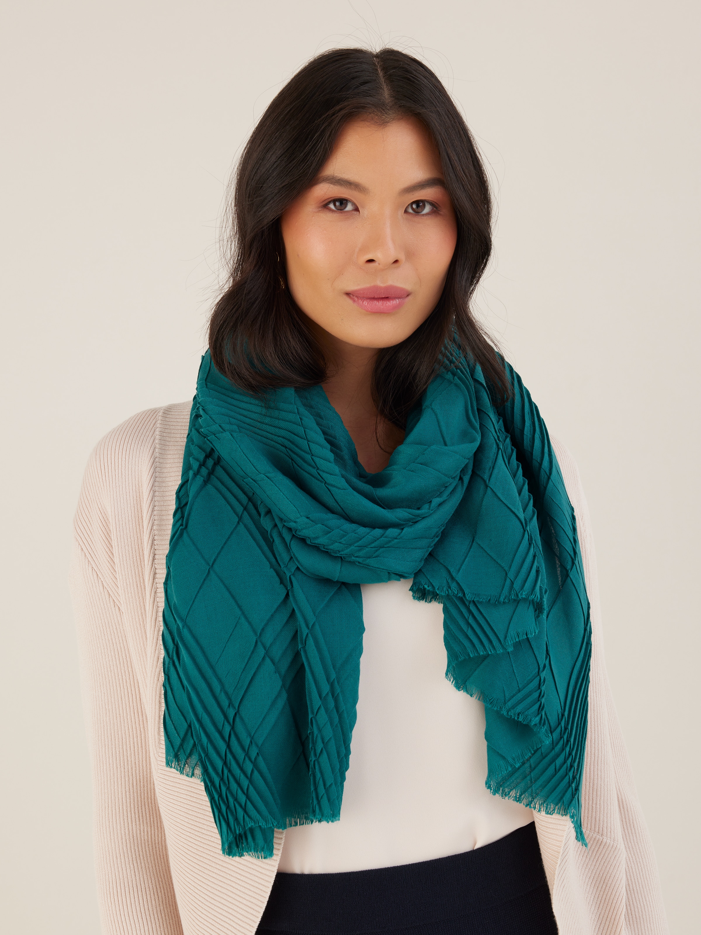 Diamond Pleated Scarf