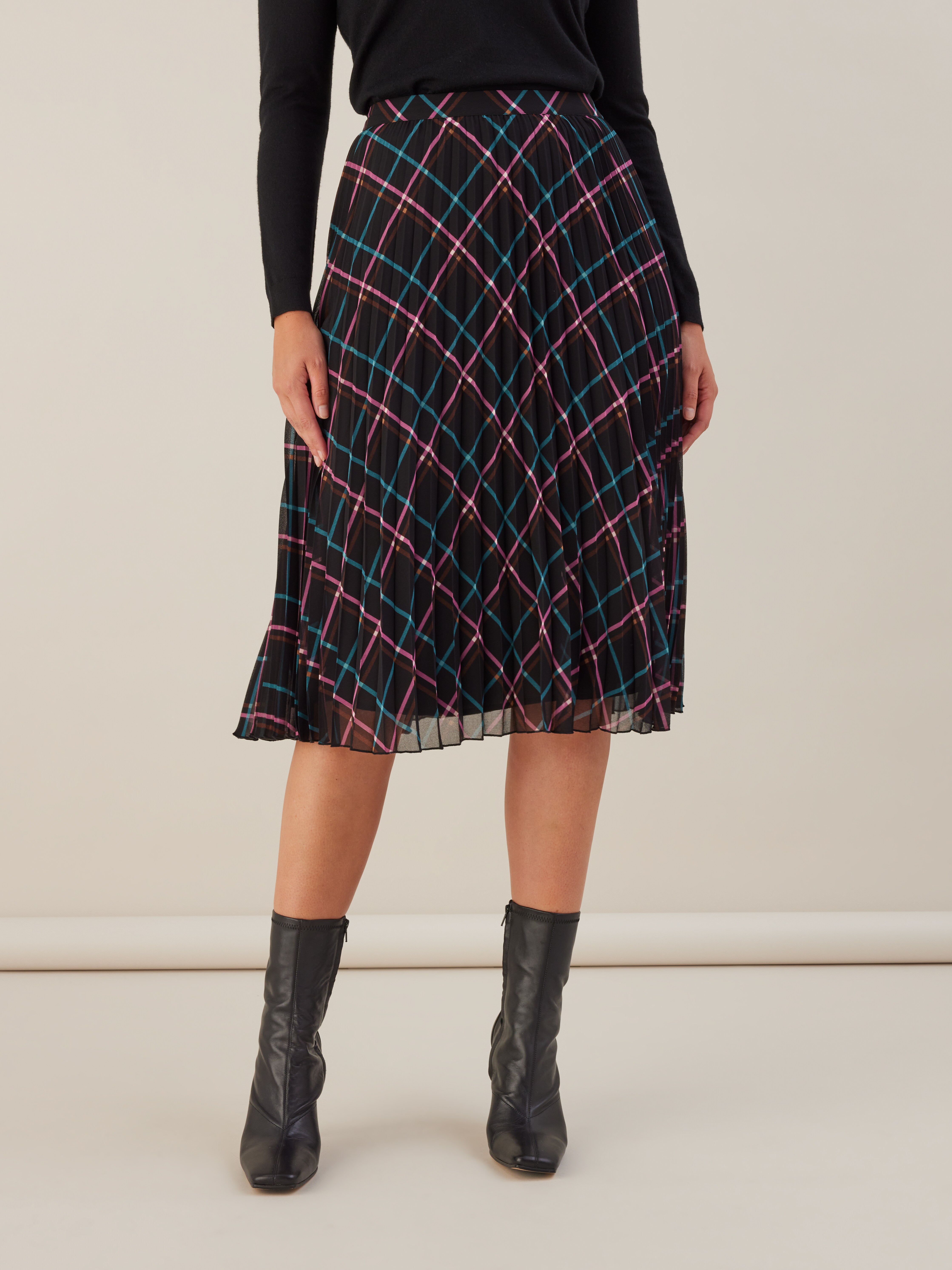 Chiffon Pleat Midi Skirt                                                                                                        
