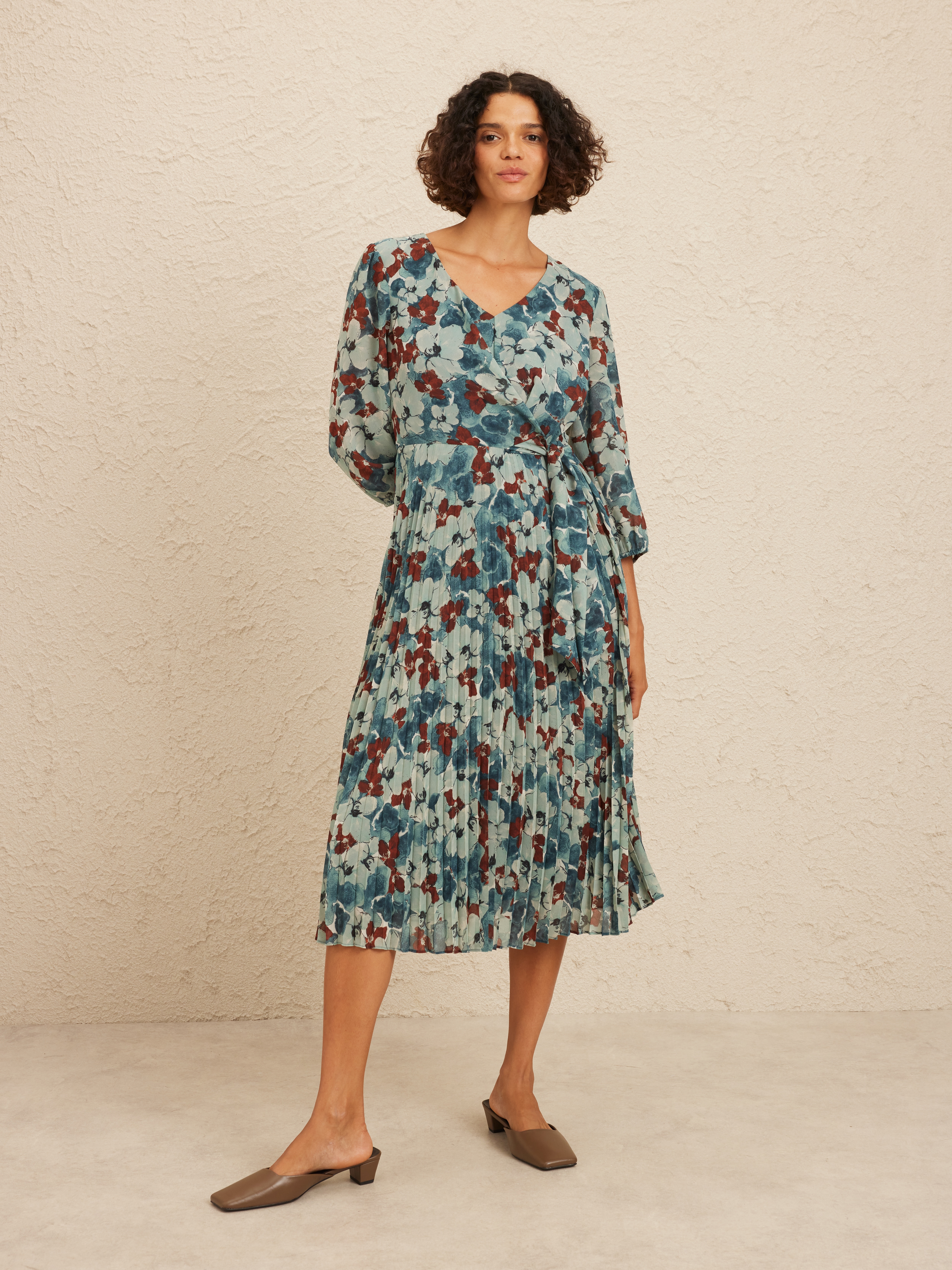 3/4 Sleeve Analise Tie Pleatd Dress                                                                                             