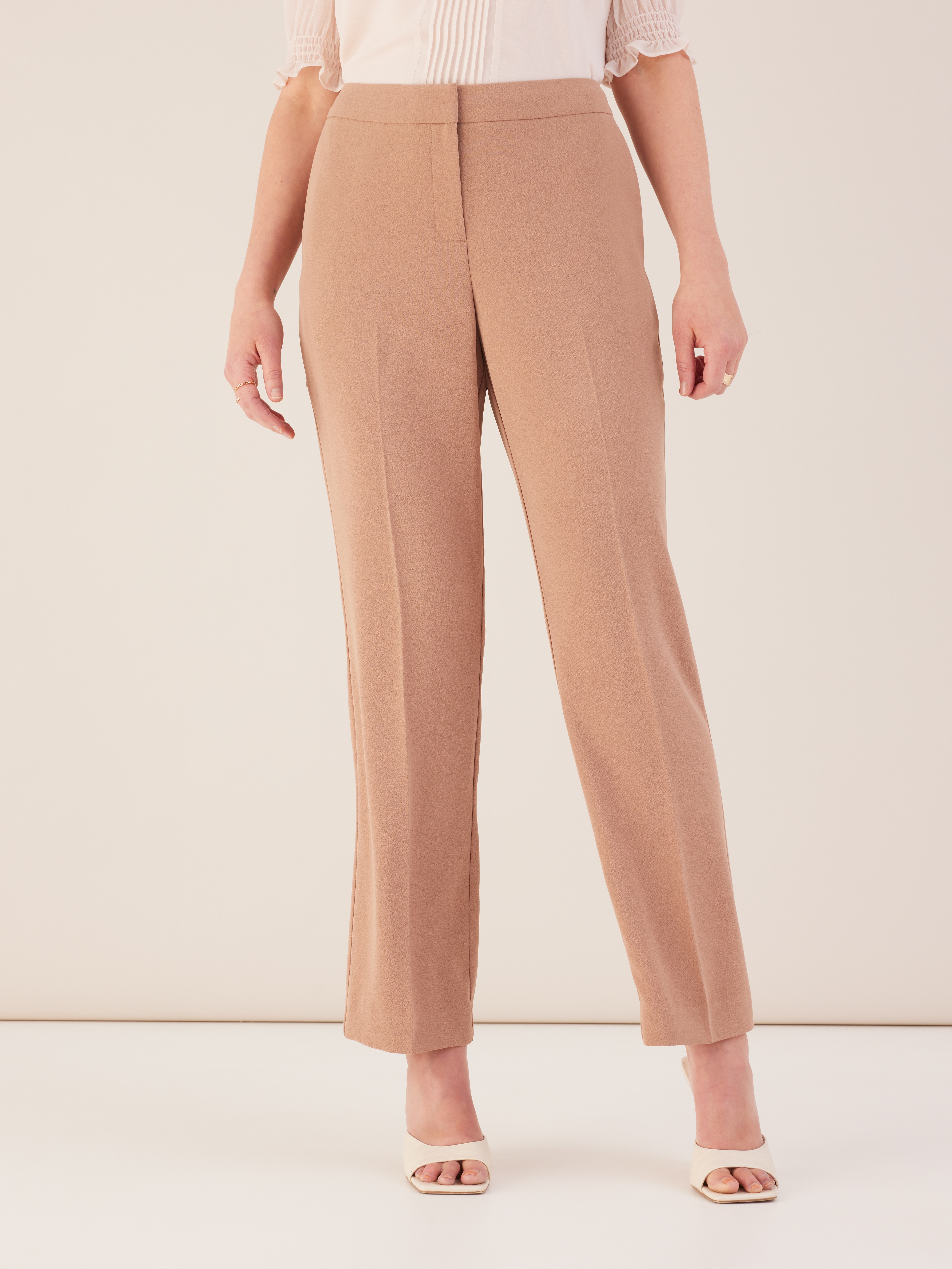 Crepe Straight Pant                                                                                                             