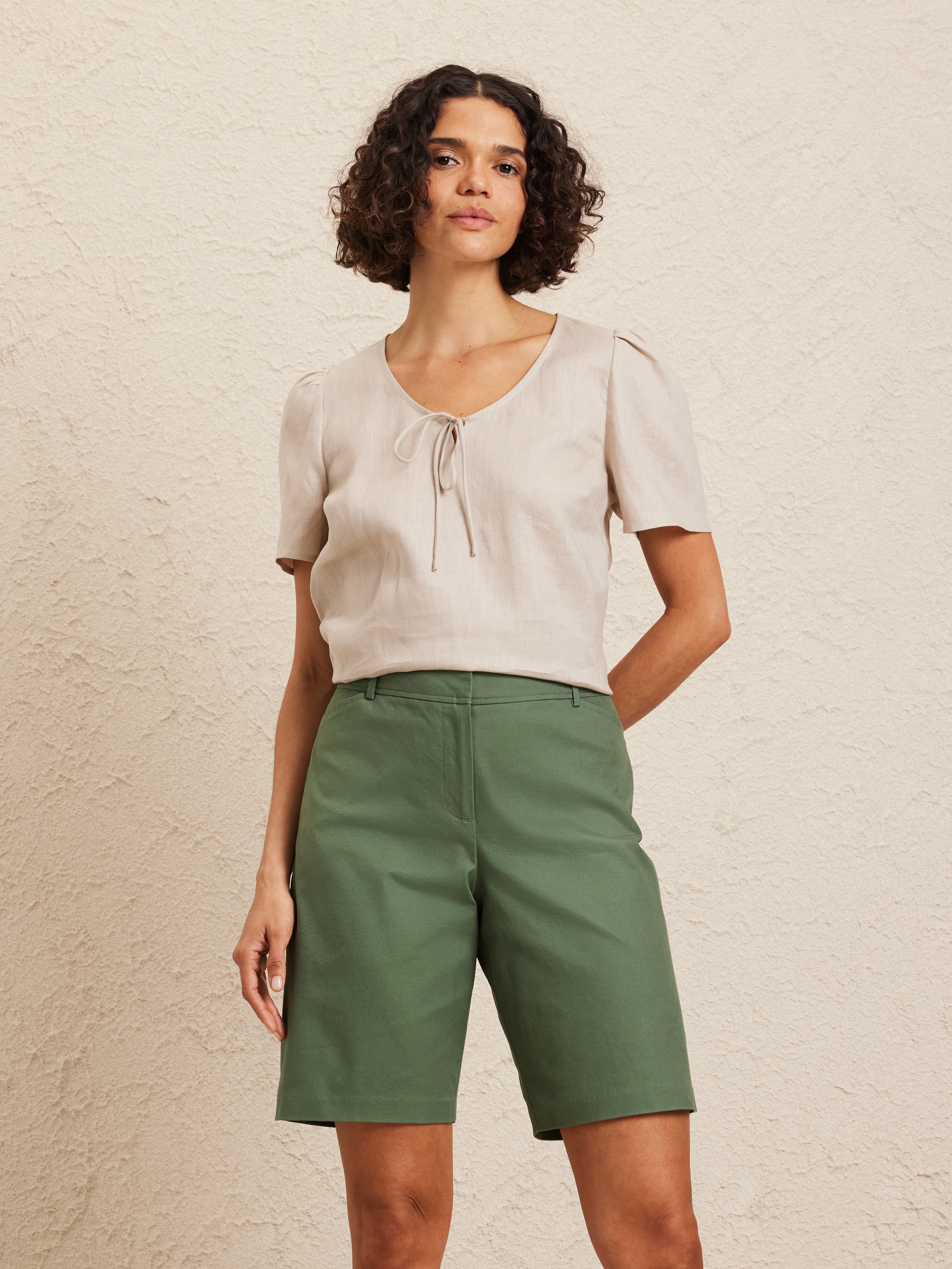 Natalie Oxford Cotton Short                                                                                                     