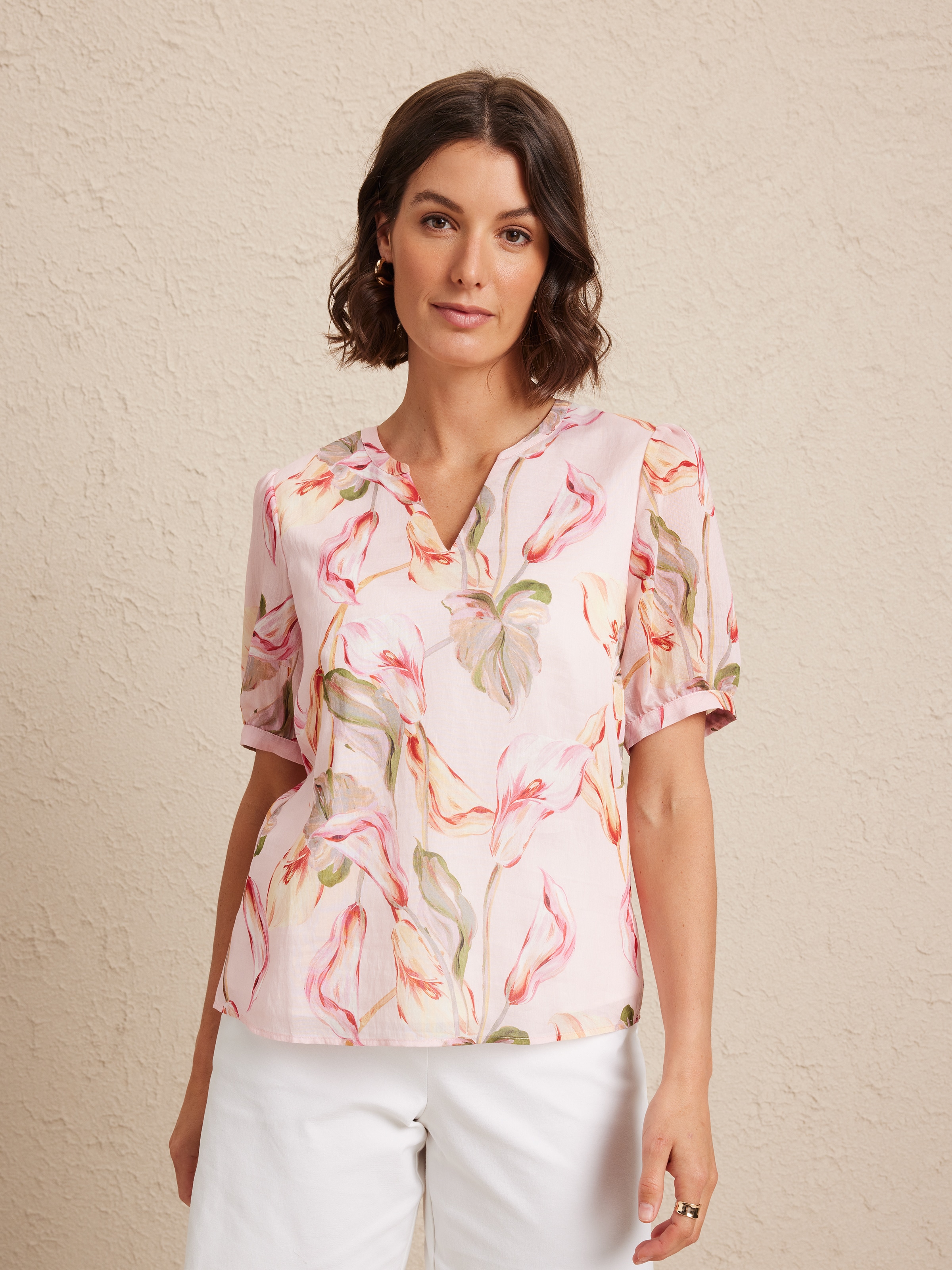 Elle Blouse                                                                                                                     