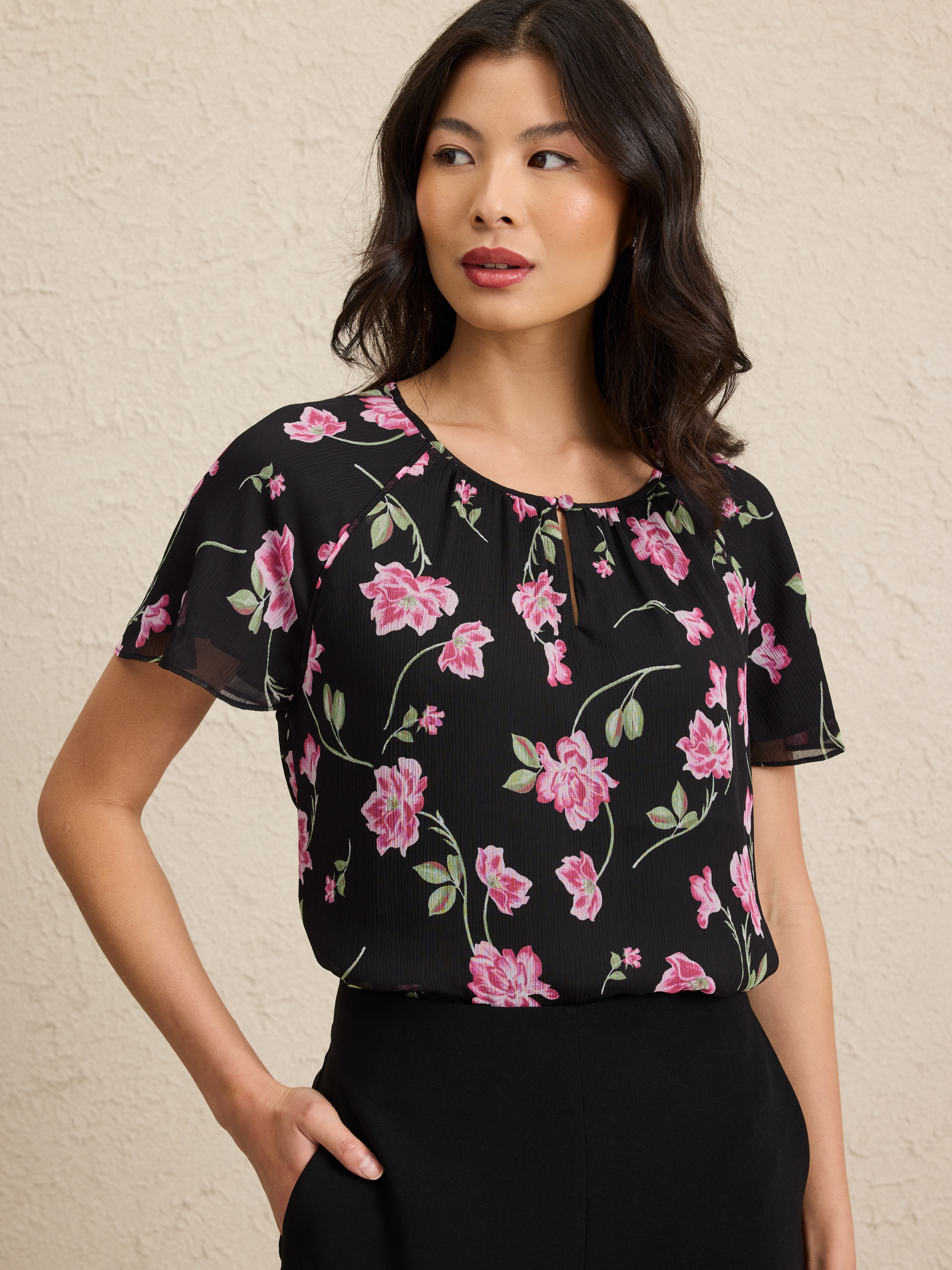 Regina Blouse                                                                                                                   