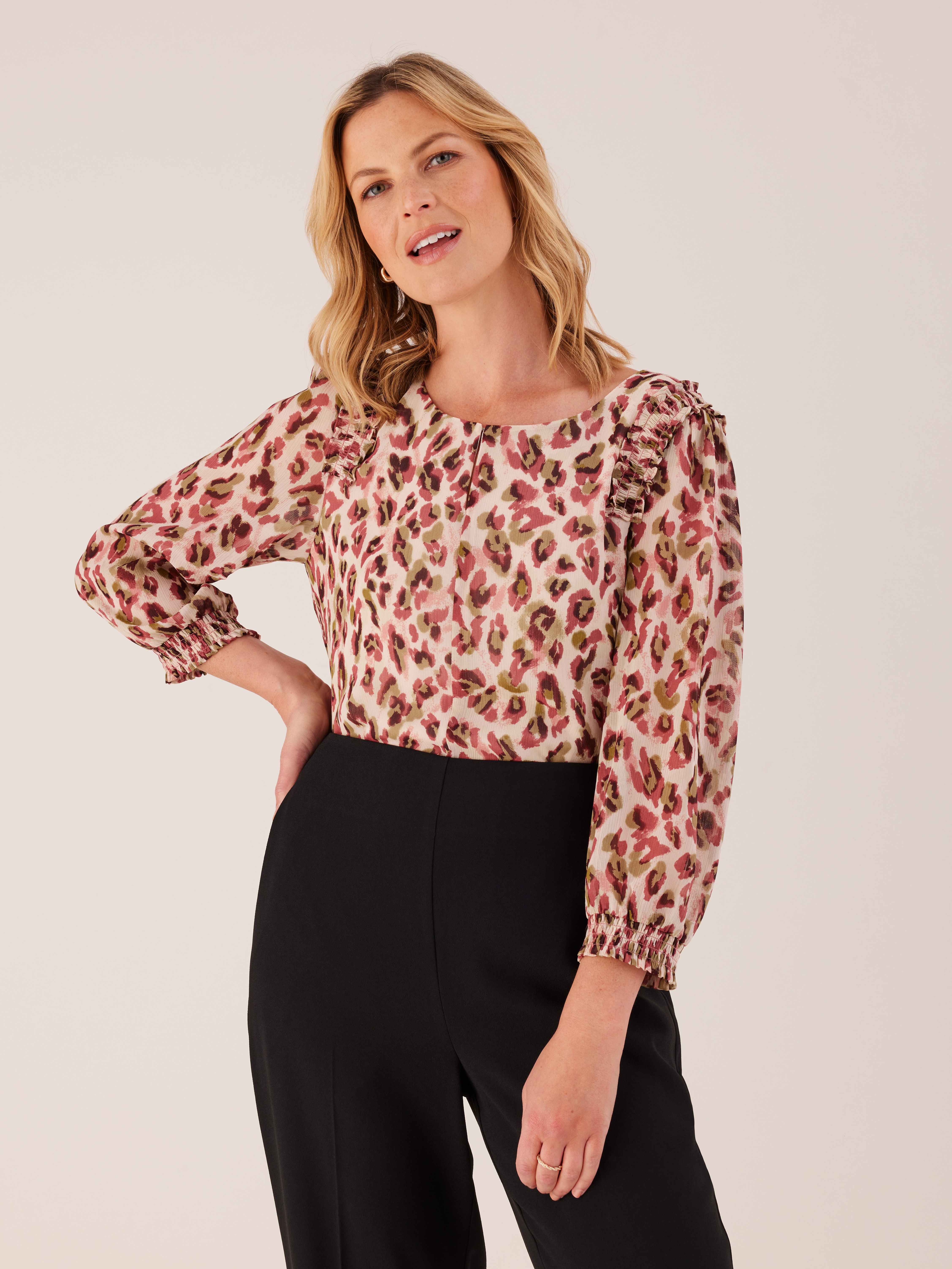 Krista Blouse                                                                                                                   