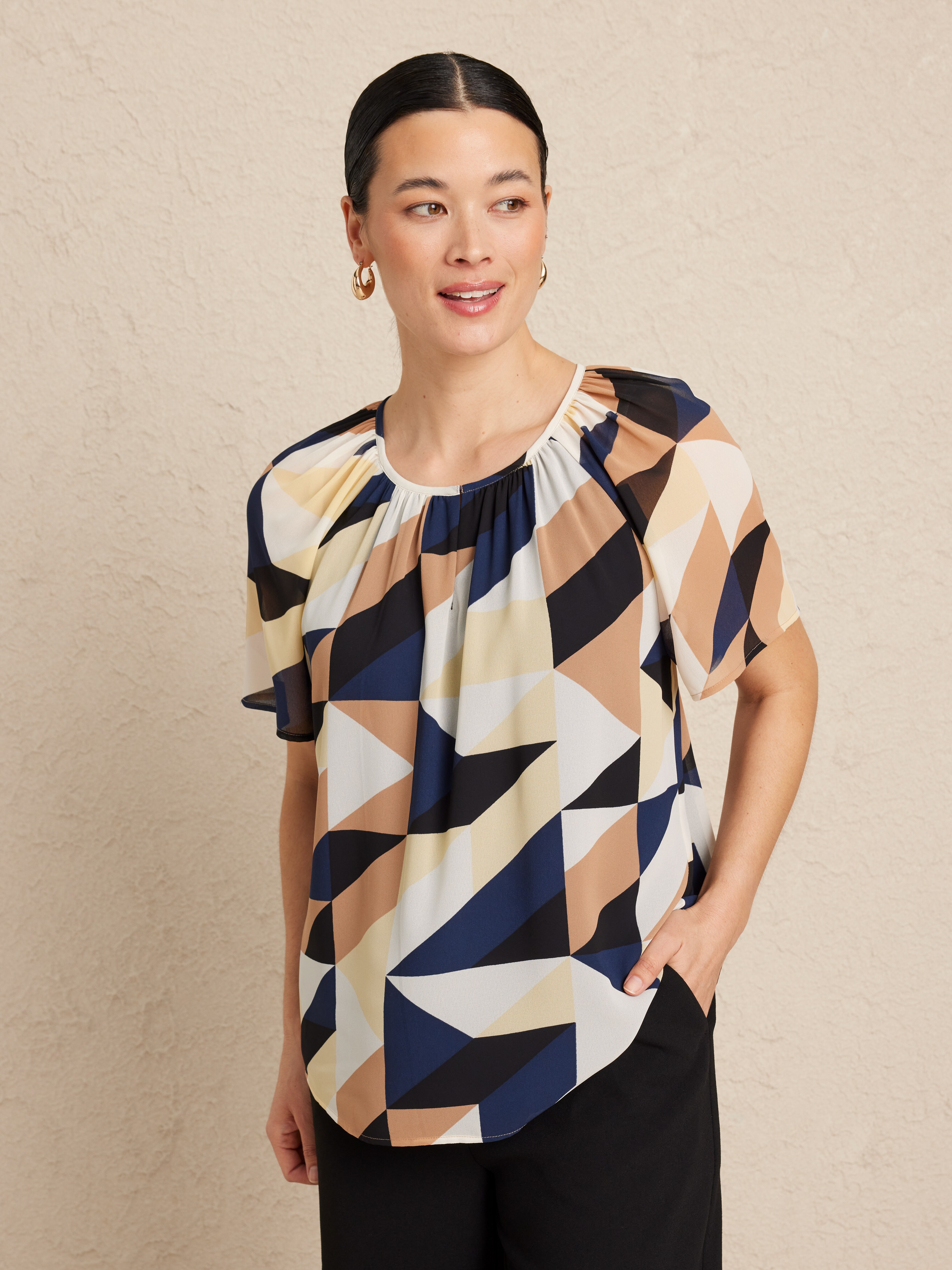 Tess Blouse                                                                                                                     