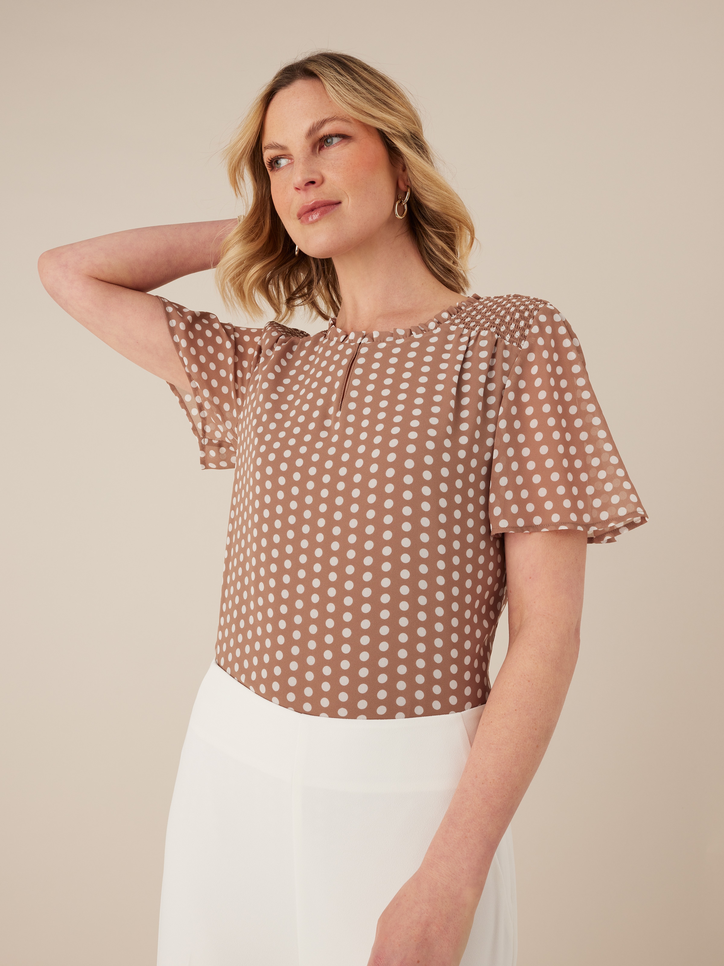 Shae Blouse                                                                                                                     