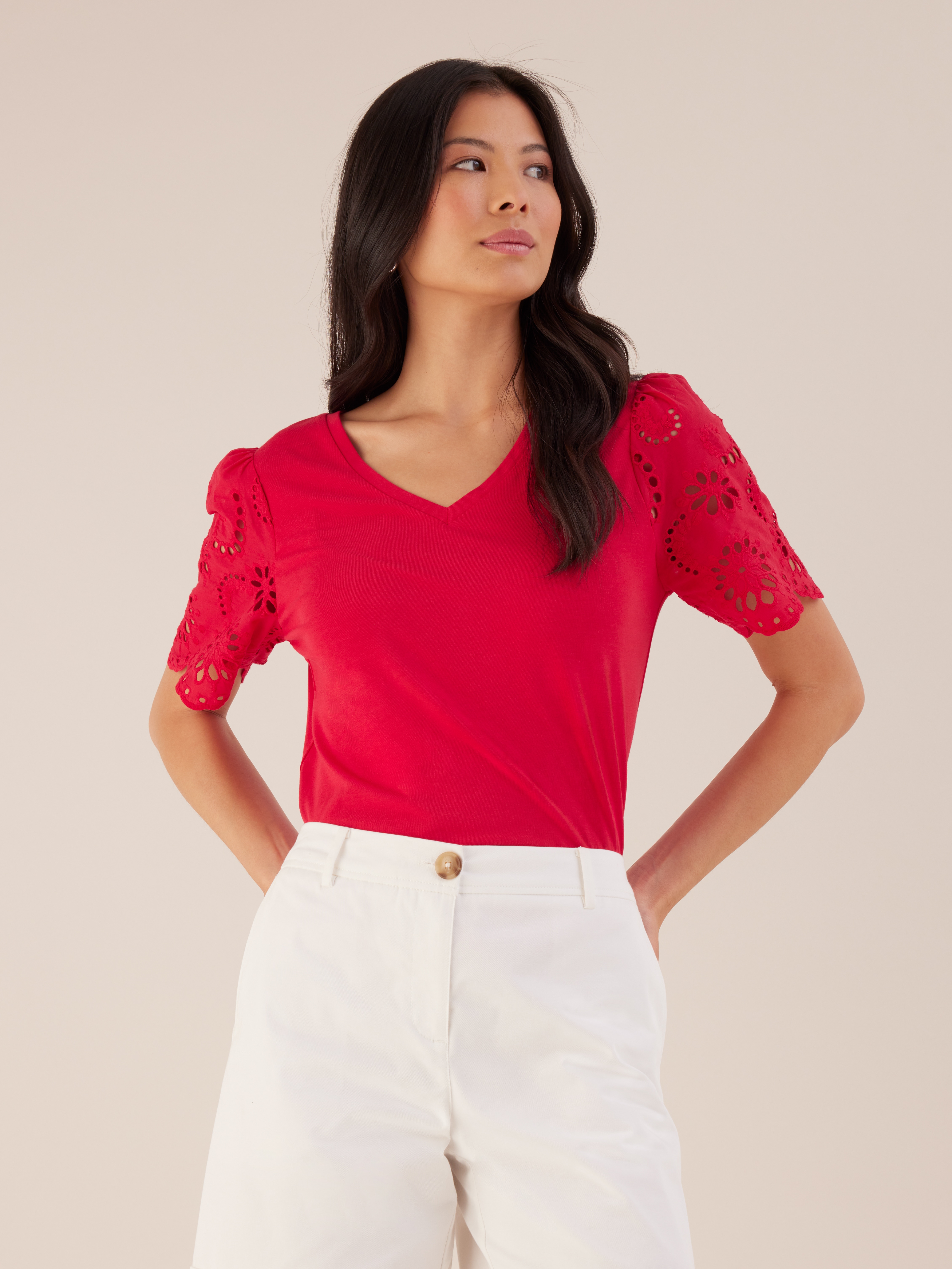 Stacy Embroderie Tee                                                                                                            