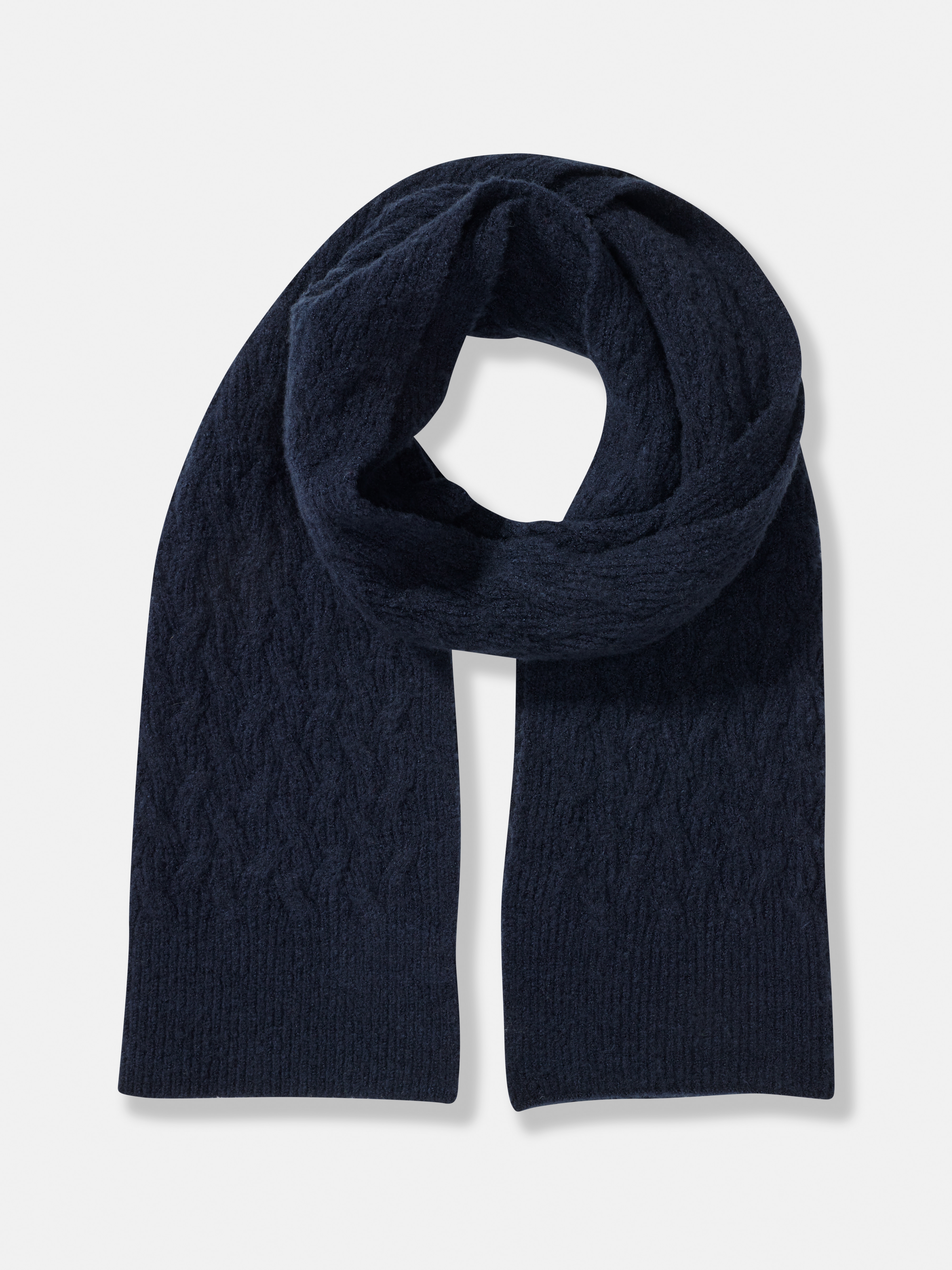 Scarlett Zig Zag Cable Scarf                                                                                                    