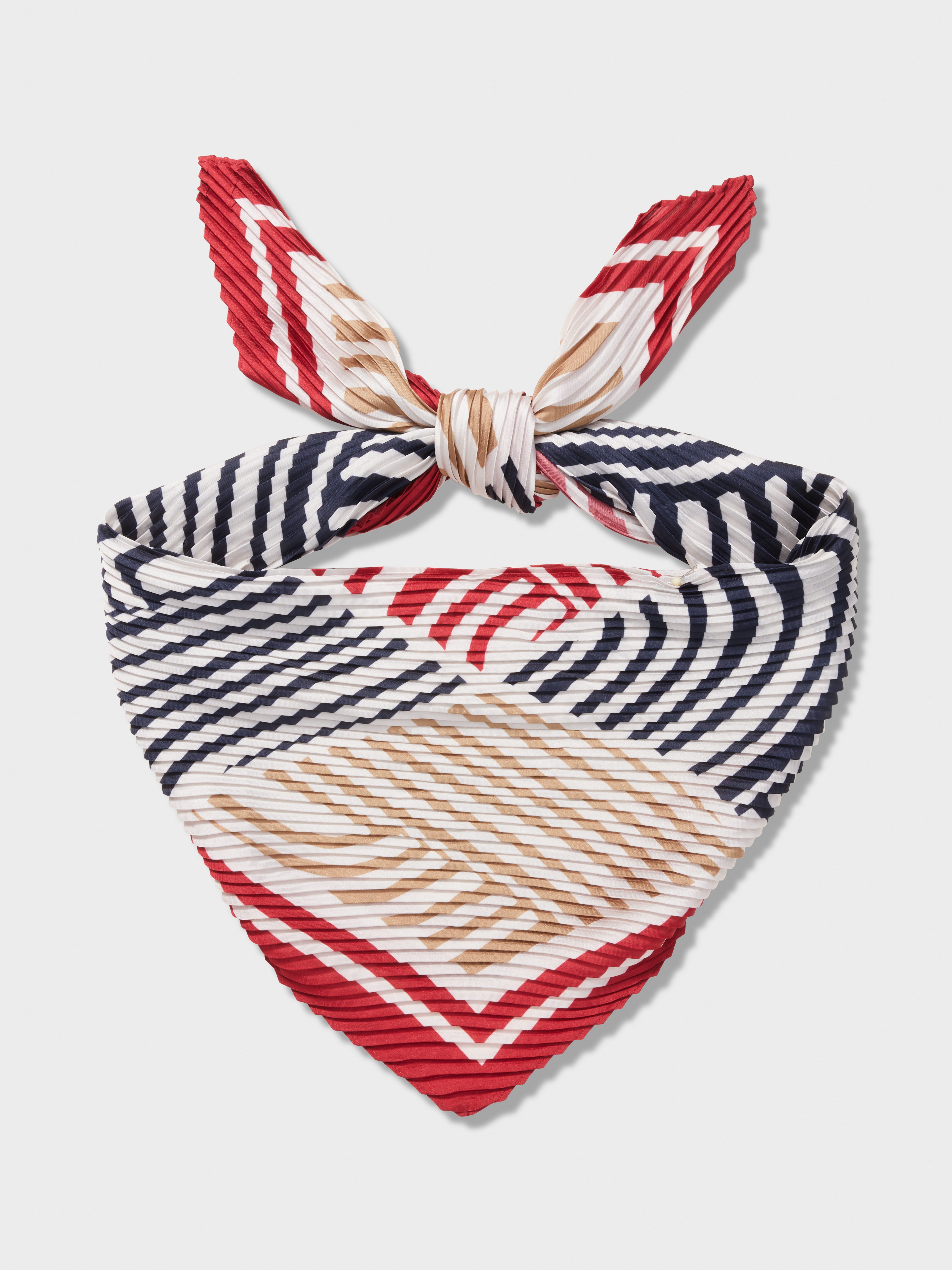 Pia Pleated Scarf                                                                                                               